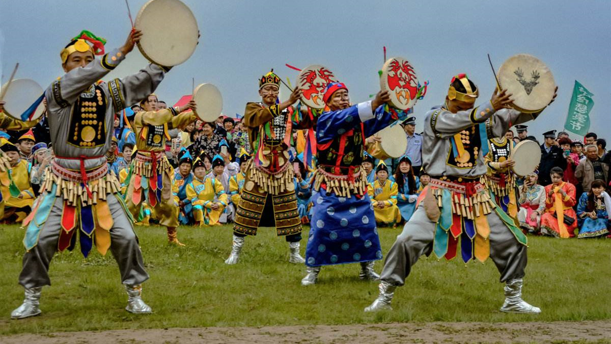 23】参加呼伦贝尔草原那达慕大会,仅此一期,仅限30人,赠送旅拍