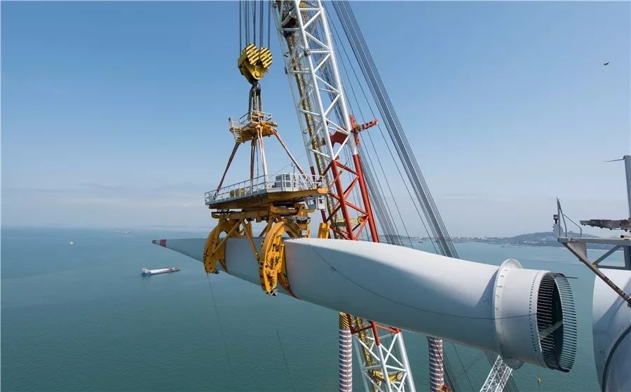 聚焦618破纪录福能三川海上风电公司风机吊装再创新速度