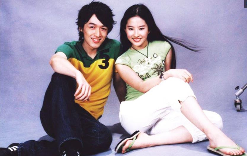 明星青涩合影:胡歌、刘亦菲,朱琳、高仓健强