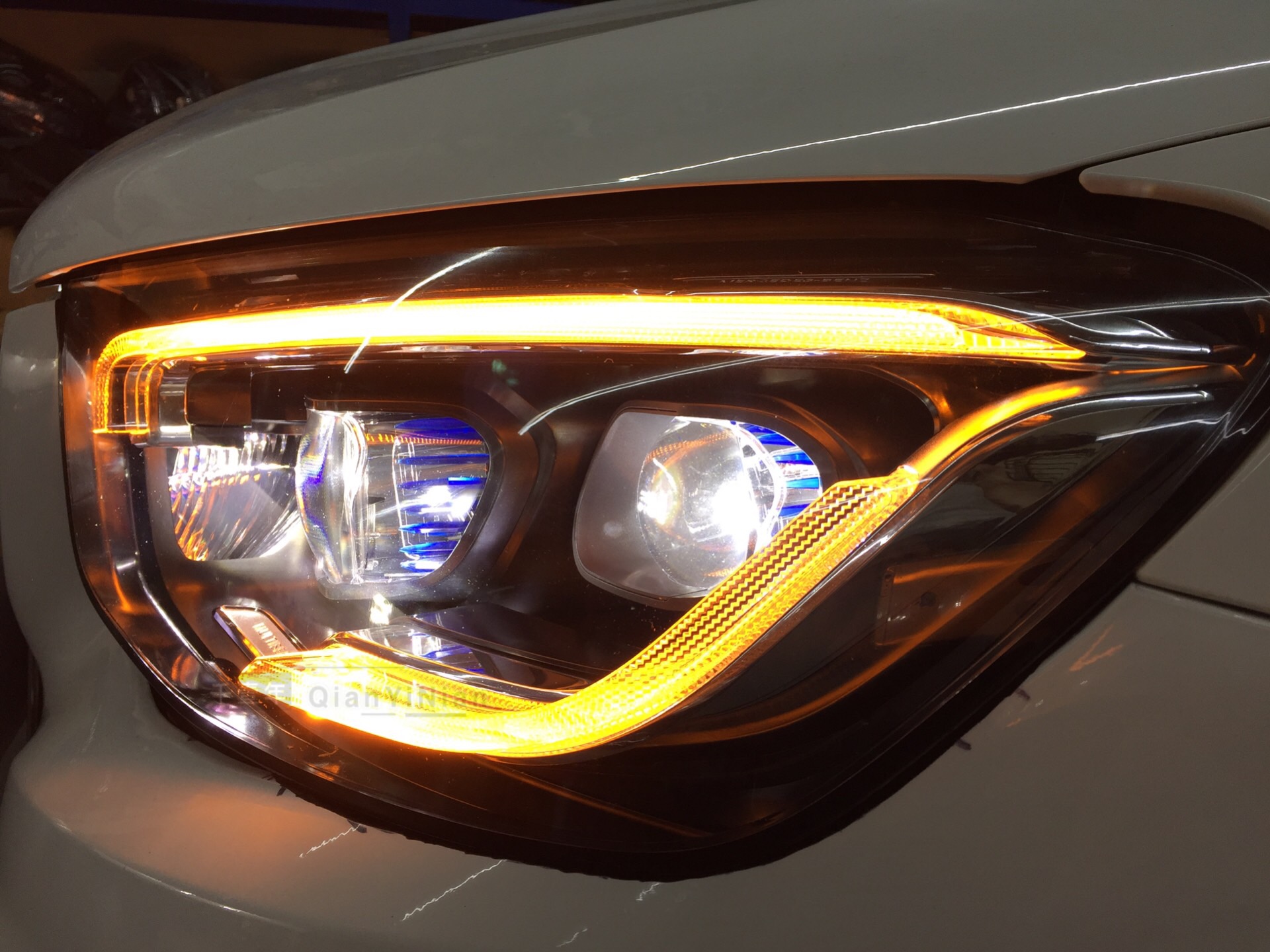 奔驰glc 几何多光束led大灯2020年款-w253老款改装新款