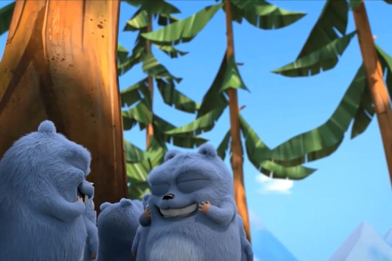 狗熊想拿平板讨好翠花没想到被仓鼠给偷偷掉包了