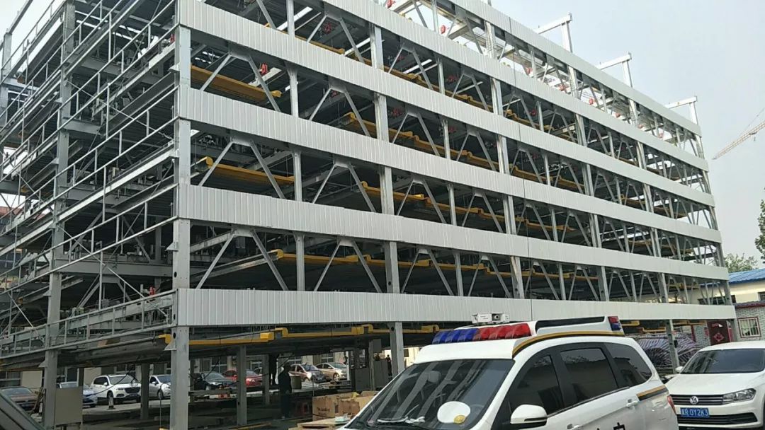 永清一大型立体停车场进入试运营阶段太科幻了