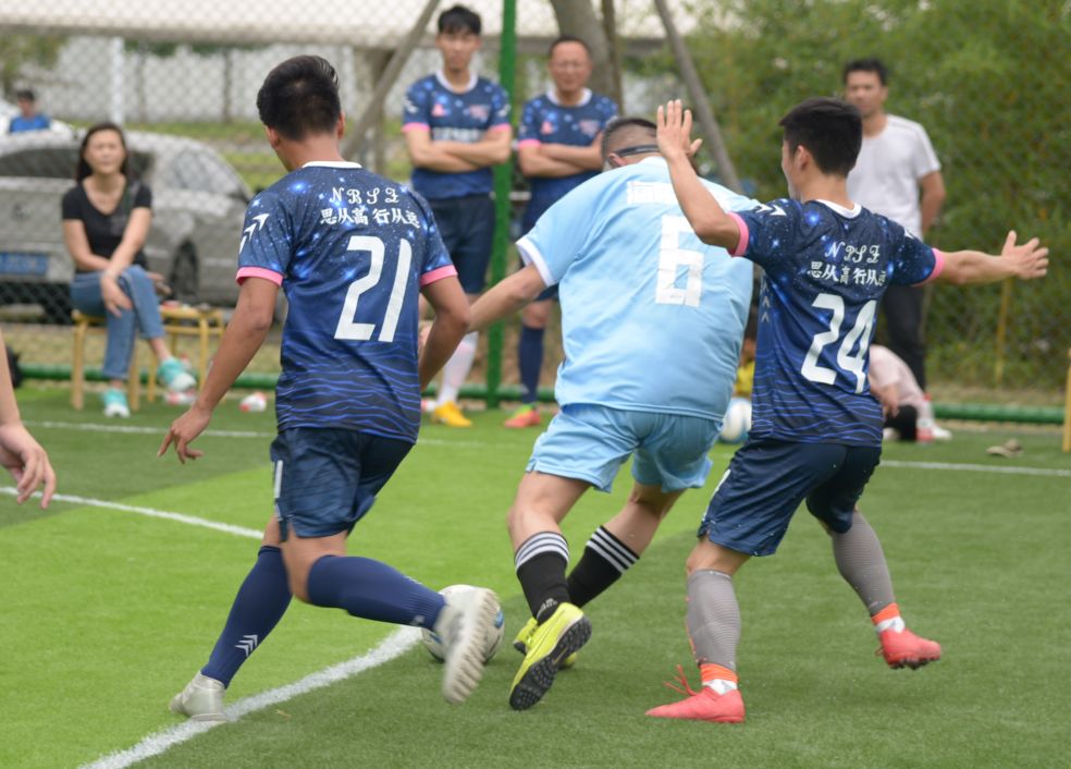 2019宁波市政养护杯足球赛今天顺利开赛