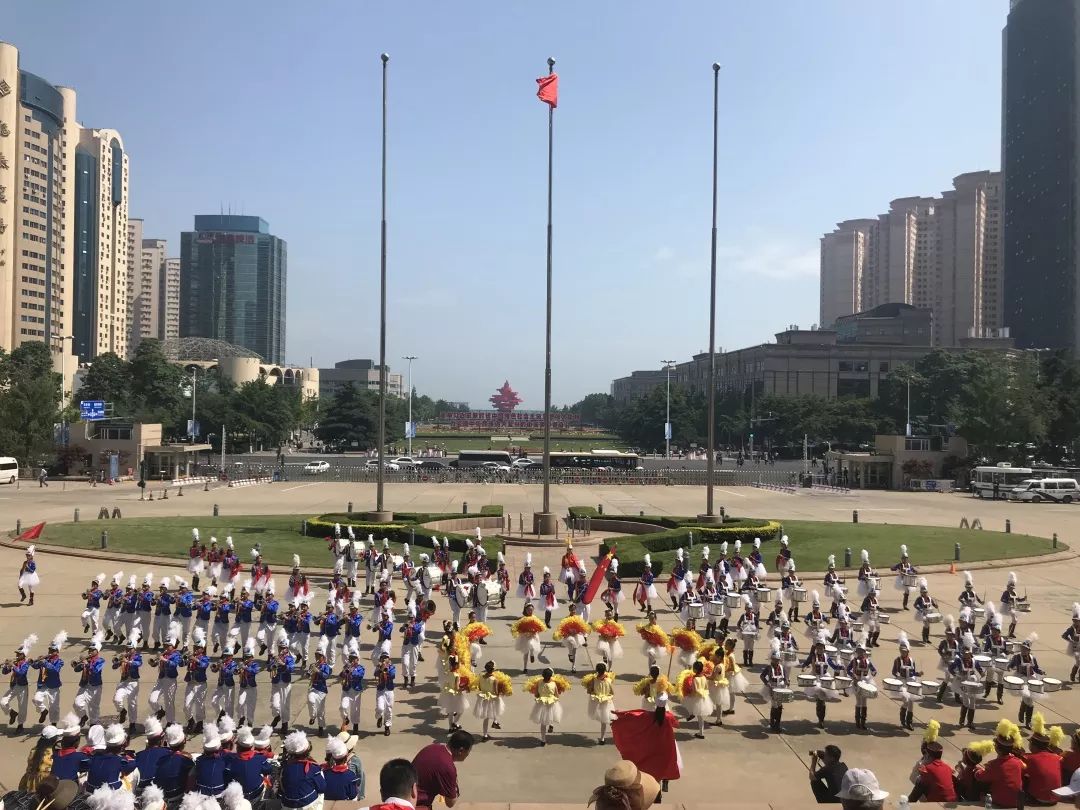 我们是祖国的未来和希望,在少先队组织的历练中,我们拥有矫健的翅膀