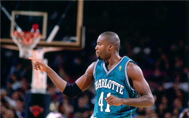 坎普是1989年nba首轮17号秀,当年顺位在他之前的16人成就如何?