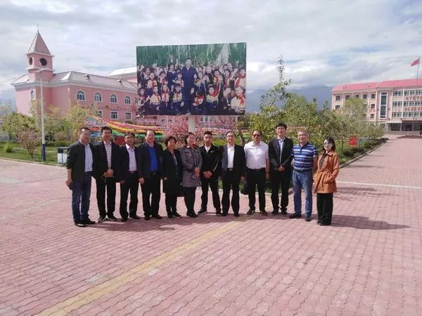 编辑:余飞鸿审核:包文东