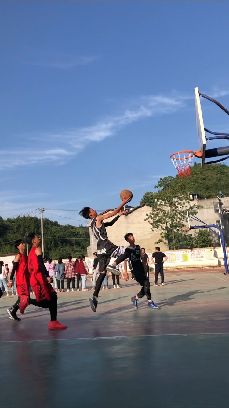 黄沙中学第二届学生篮球赛圆满落幕