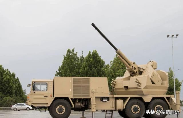 解放军装备野战防空神器,专克武装直升机,还能拦截反坦克导弹