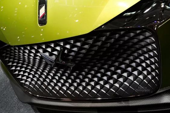 那些细节爆炸隐藏在格栅里的参数化设计你真的了解吗