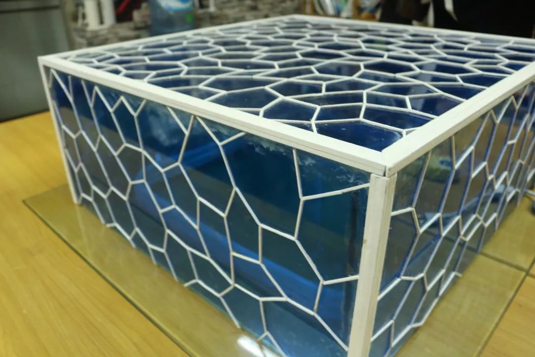 创意水立方7一块方巾,一尺蓝布;一笔一划,一点一捺,铜刀轻点走龙蛇