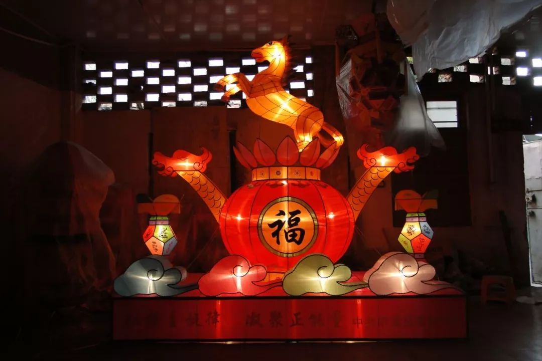 原来你是这样的泉州花灯