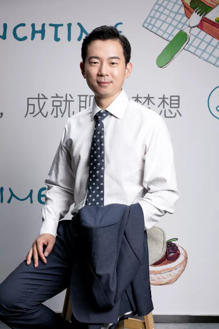 "人脉"和"职脉"是职场用户的核心需求_林凡