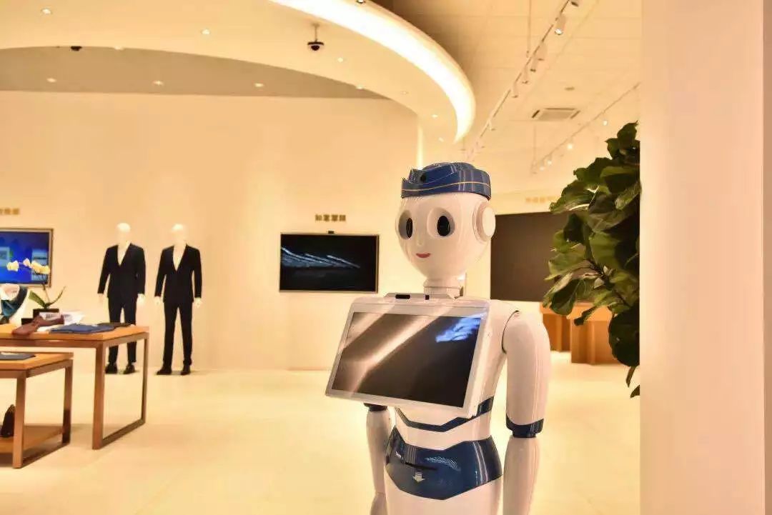 时尚|以智慧和科技赋能,如意大秀掀起时尚商务流行新风尚_服装