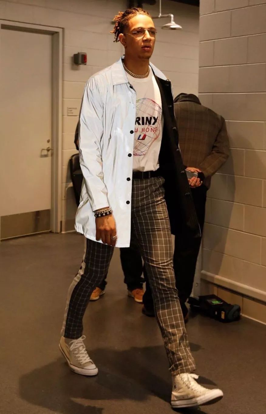 dior 和 louis vuitton 运动鞋fabolous 让 champion 与 nike vandals