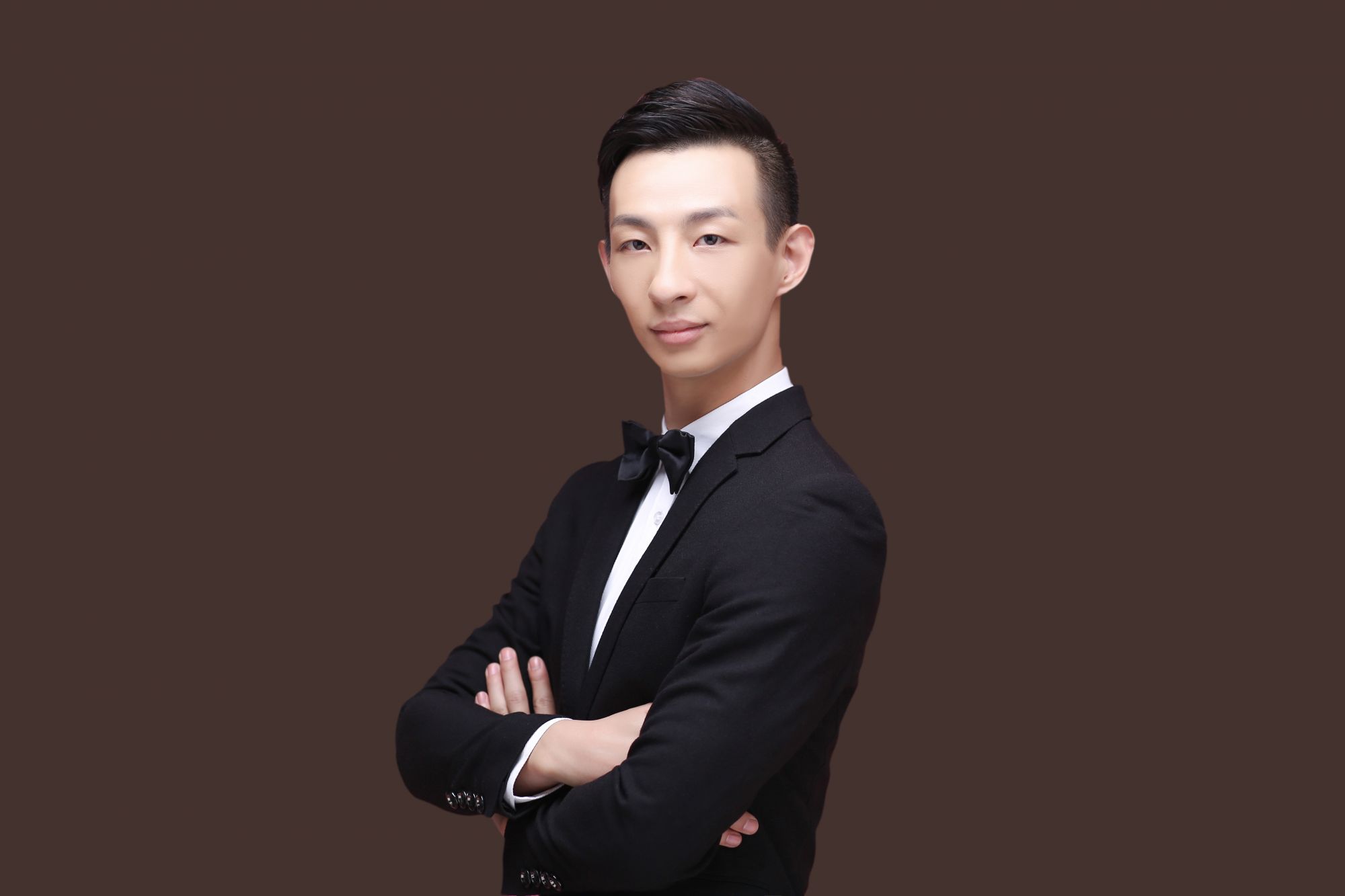 擅演剧目:《时迁盗甲》《挡马》《起步问探》《闹龙宫》《借扇》等