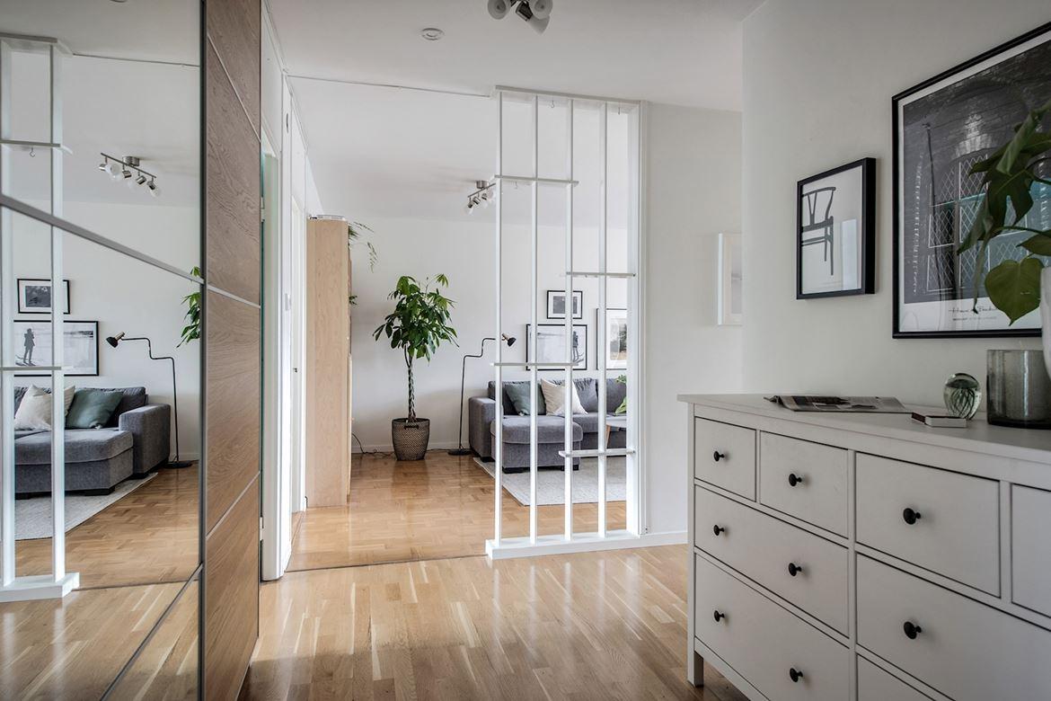 晒我93平三居室婆婆给卫生间装一块大理石壁龛收纳全有了