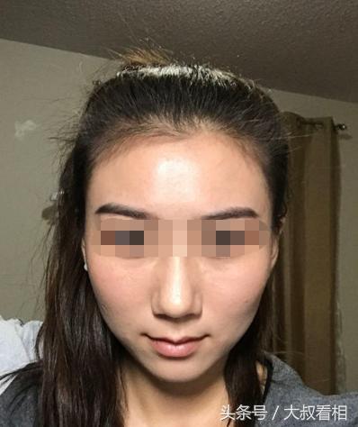 注定离婚喝两家水的苦命女人面相