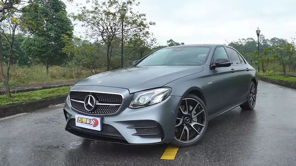 最会伪装的奔驰e级试amge43