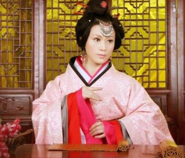 一处和曹操对峙,并且打赢了赤壁之战,后来更是赢取了孙权的妹妹孙尚香