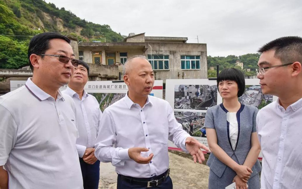 福建施海城老婆图片