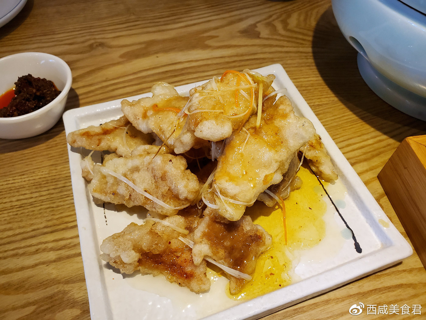 西安地铁4号线科技大学b口华清广场吃个东北菜压壹锅