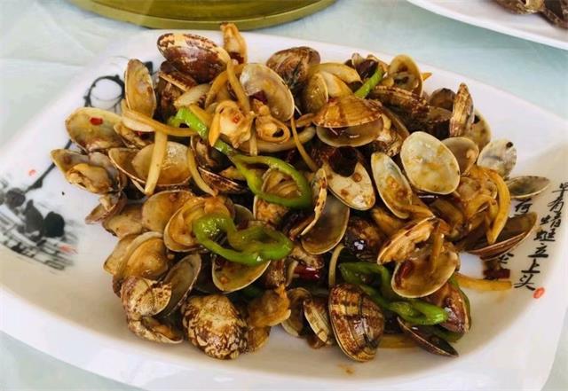 秦皇岛昌黎浪淘沙海鲜酒店是一个让你无法拒绝的夏天吃海鲜圣地