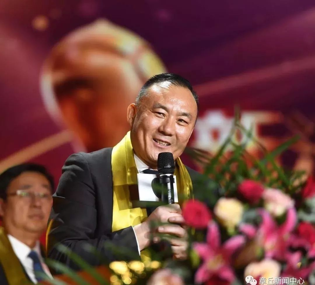 市委书记来颁奖,章丘这位企业家突然来了个"额外提议"!