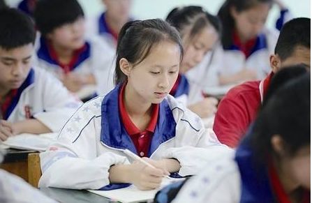 高中生亲诉:普高,职高,中专的区别和差距,愿每个人都能好好努力!