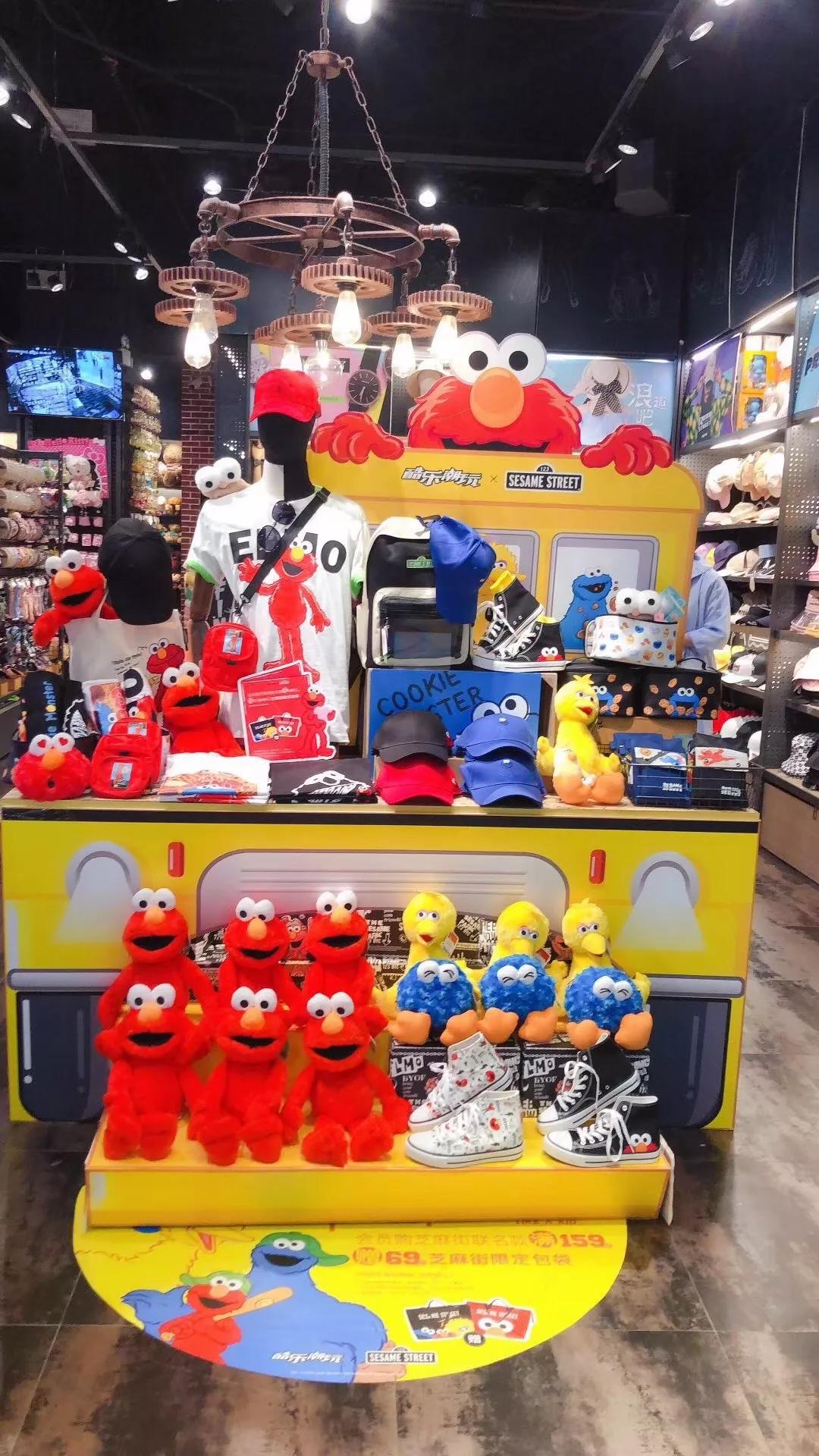 酷乐潮玩芝麻街丨一直以为自己是个时尚icon直到遇见了这些