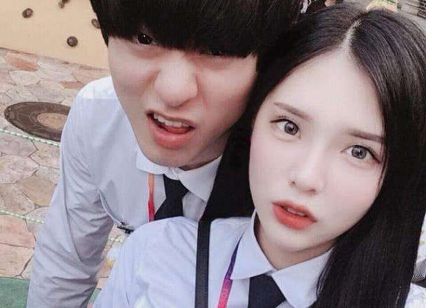 lol提莫晒结婚照与大舅子郎才女貌连孩子都是天生大长腿