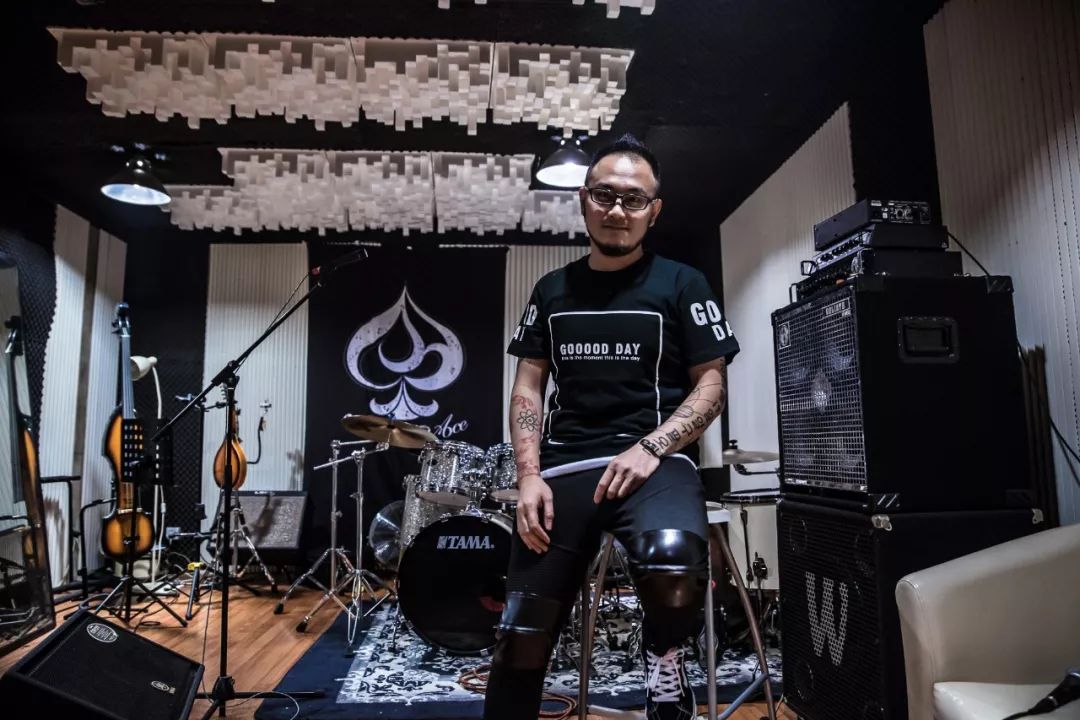 漢旗鼓棒国际形象代言人· as专业鼓鞋全球形象代言人· gioco鼓中国