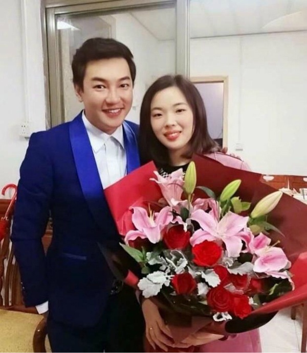 巴啦啦小魔仙》和《快乐星球》一样,是我们童年的见证,当初丁凯乐结婚