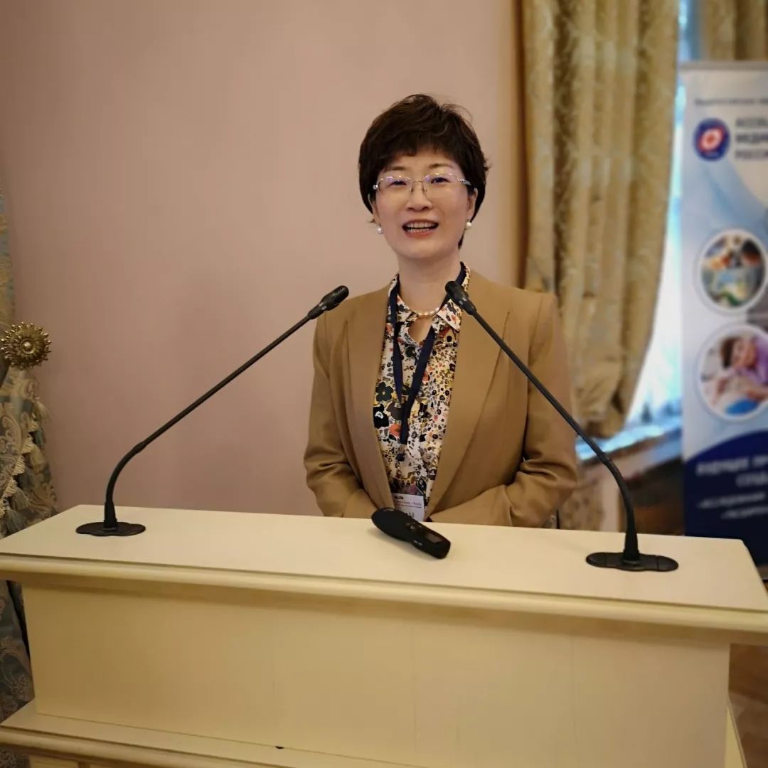 李春燕副理事长大会发言吴瑛副理事长大会发言当日下午四时,金砖国家