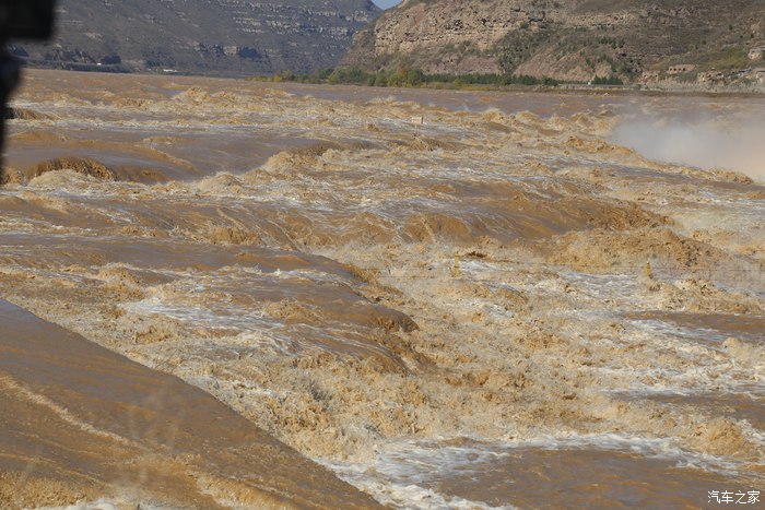 黄河之水天上来奔流到海不复回