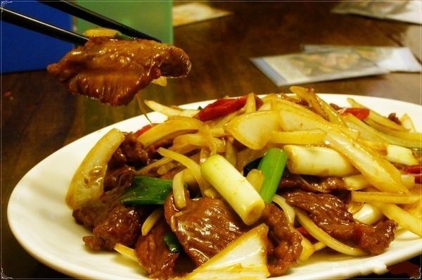 【葱爆牛肉】