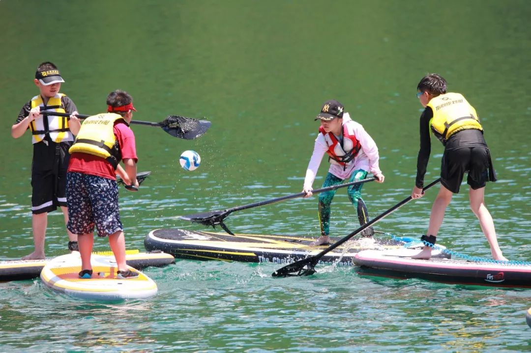 太平湖桨板训练营训练勇气和毅力让孩子一生受益