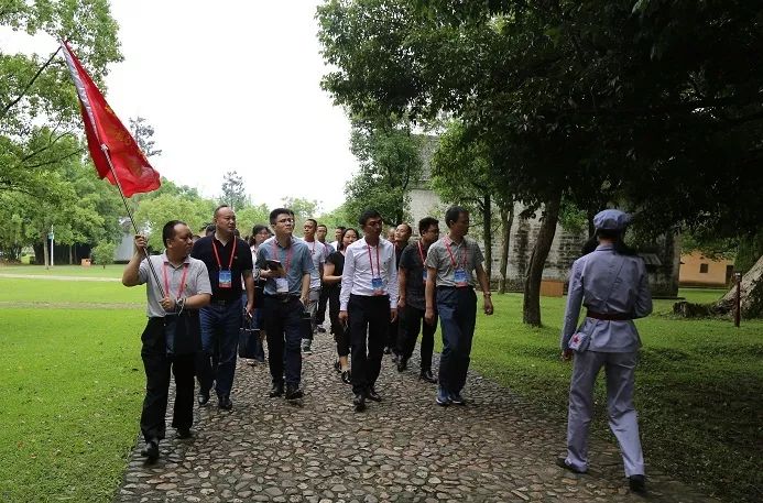 瑞金干部学院达州"不忘初心,牢记使命"主题教育培训班成功举办