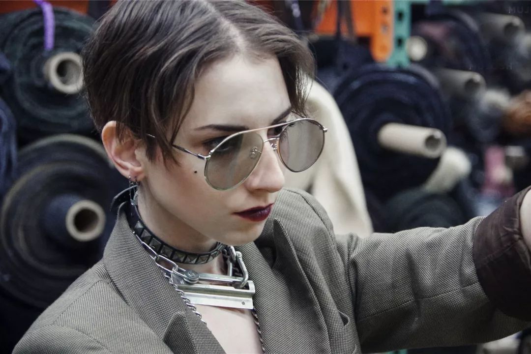 第二双眼的时髦 | 6位达人演绎眼镜潮搭look