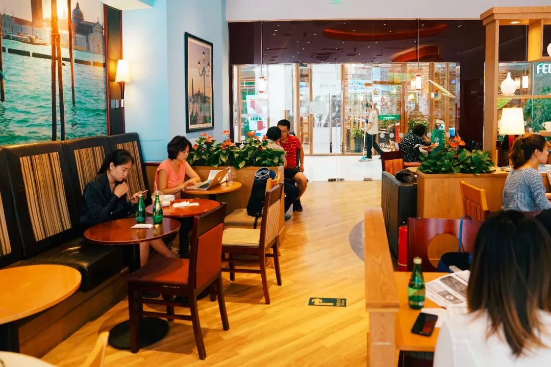 望京最好的办公区竟然是咖啡馆