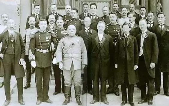 袁世凯逼宫时大清为何不派兵打压难道全军还打不过北洋军
