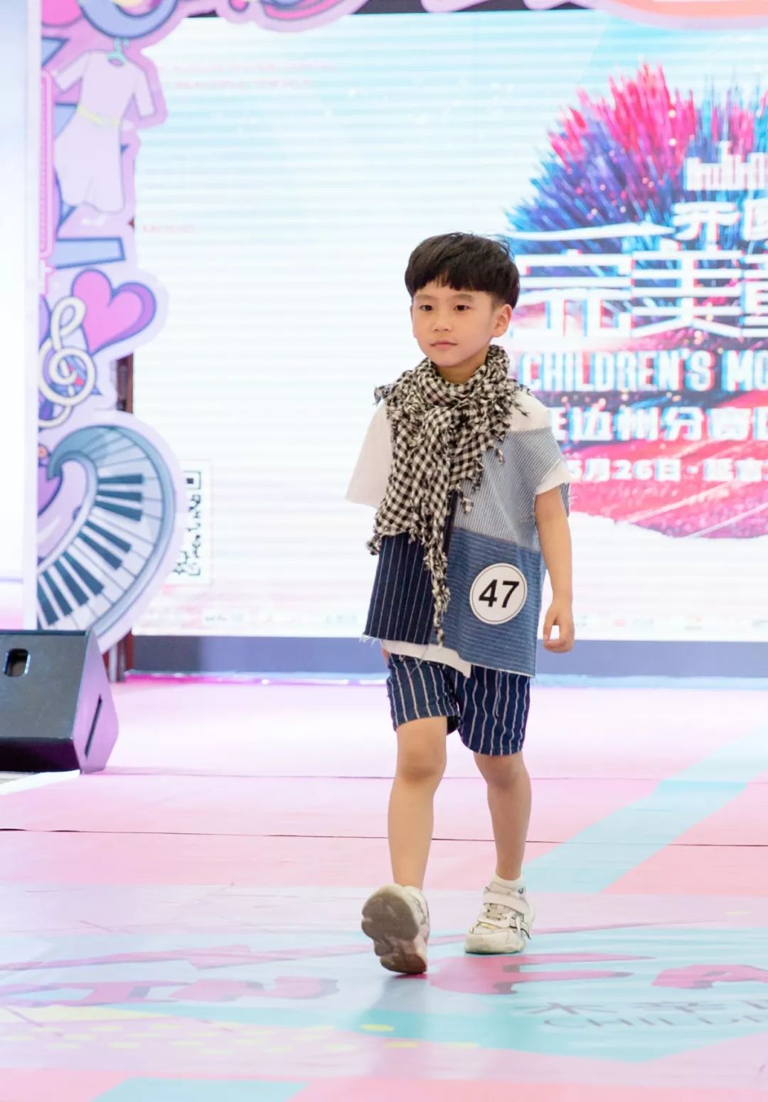 潮爆了原来儿童走秀也能如此震撼