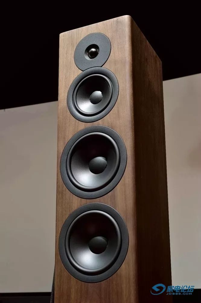 丹拿evoke50已经已经来临家电论坛,正在为周六活动煲机中