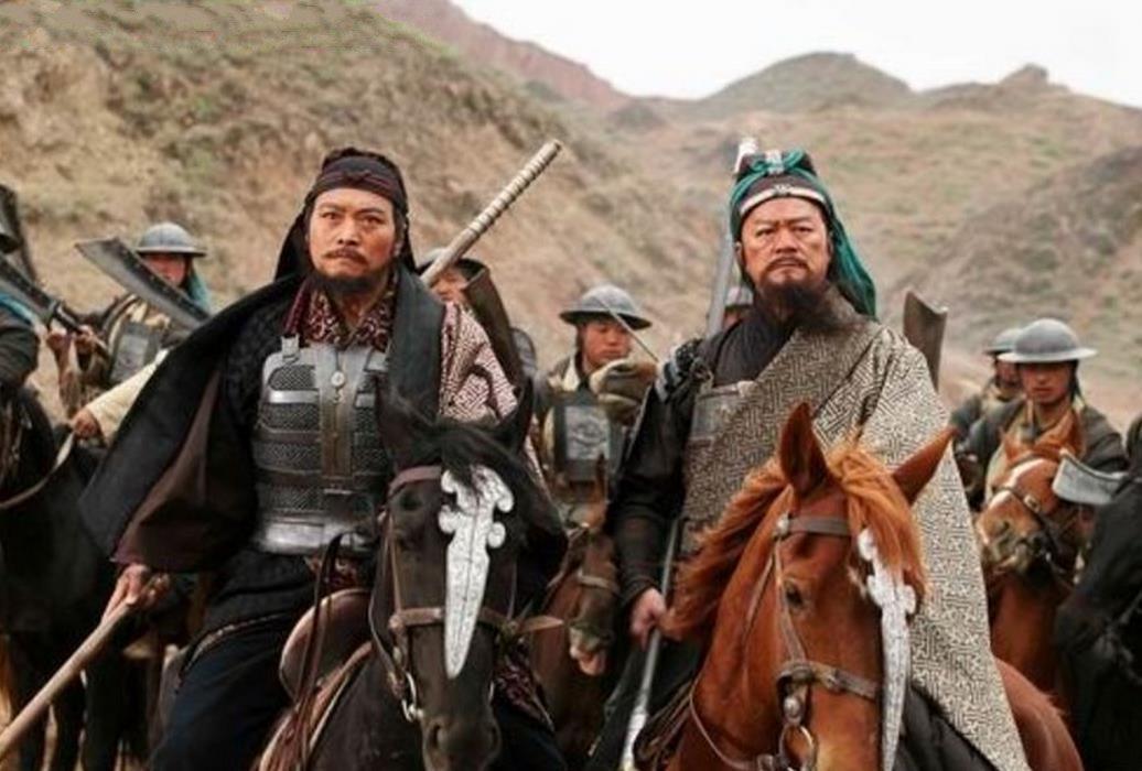 此人统兵八百破敌十万堪称关羽张飞合体却被三国演义严重低估