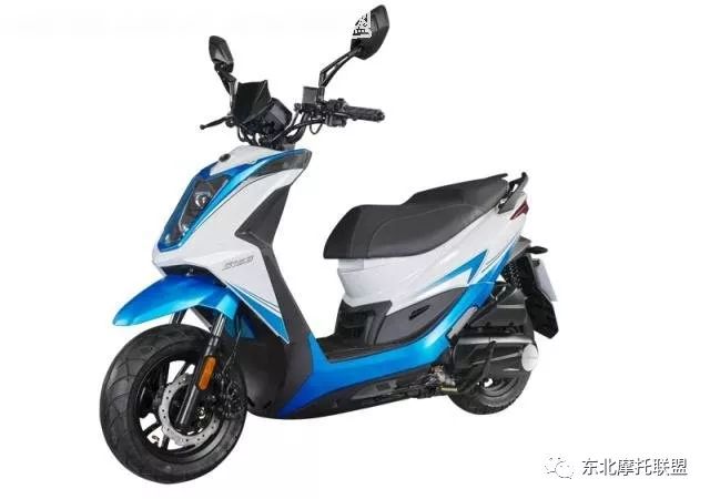 光阳动丽g150它是国内比较早期使用4气门技术的单缸风冷发动机,最大