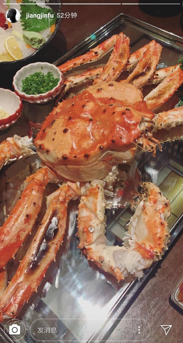 蒋劲夫晒健身照吃山珍海味退出娱乐圈后生活依然滋润