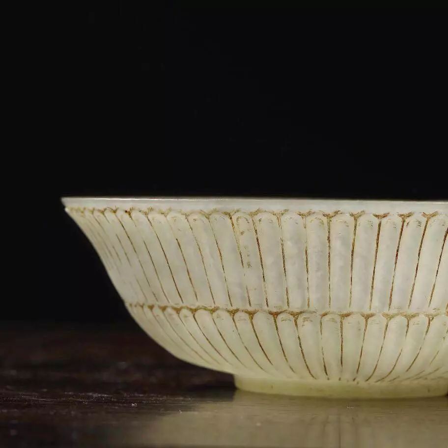 用之美玉碗冰寒消暑气▎一只精致的玉碗