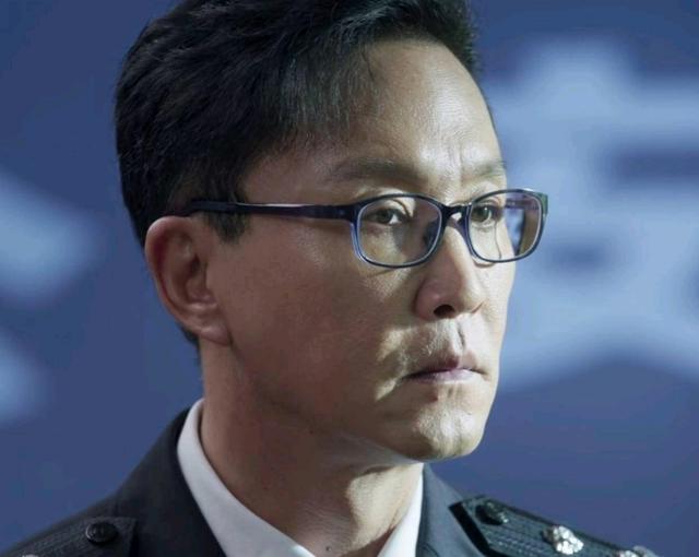 破冰行动李飞智商全剧垫底武力值爆棚的飞sir更适合抓鱼