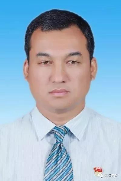 杨宗霖,男,白族,云南泸水人,1969年3月生,党校大学学历,中共党员,1988