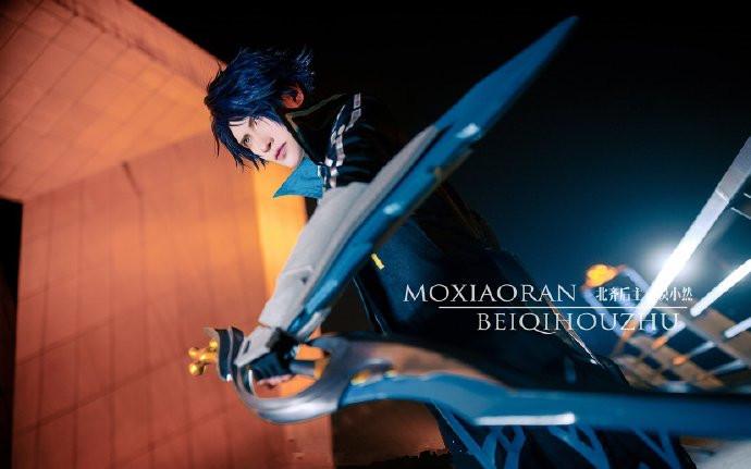 看了凯的这个cosplay后,请自行脑补他开大后的样子!