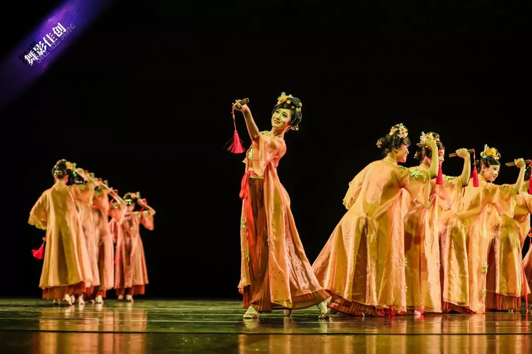 戏曲舞蹈古典舞,《青花瓷》舞蹈完整版,古典舞舞蹈(第13页)_大山谷图库